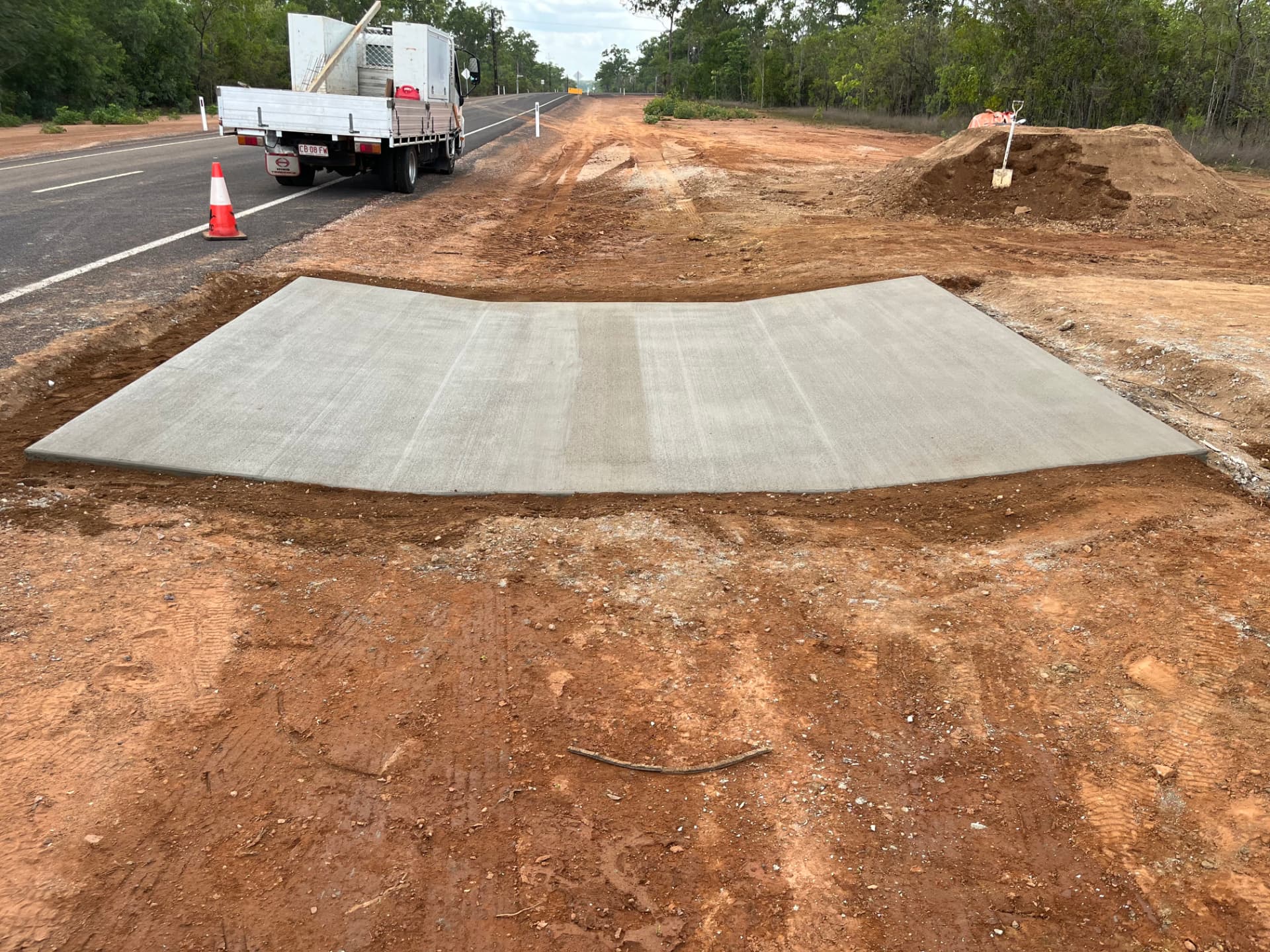 Barramundi Drive & Javelin Road Sealing Works site photo 5