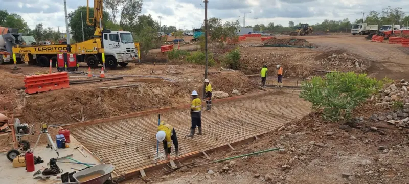 Mesh and formwork slab preparation with concrete pump on site